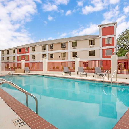 Best Western Gardendale Εξωτερικό φωτογραφία