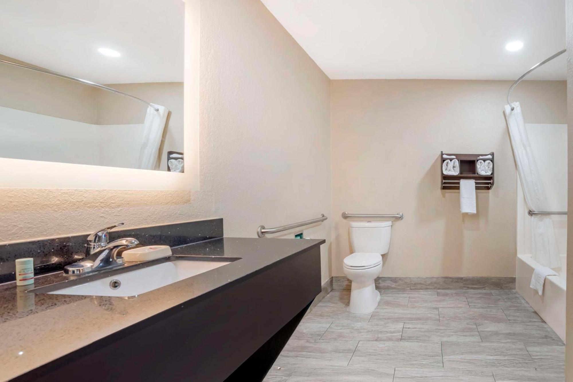 Best Western Gardendale Εξωτερικό φωτογραφία