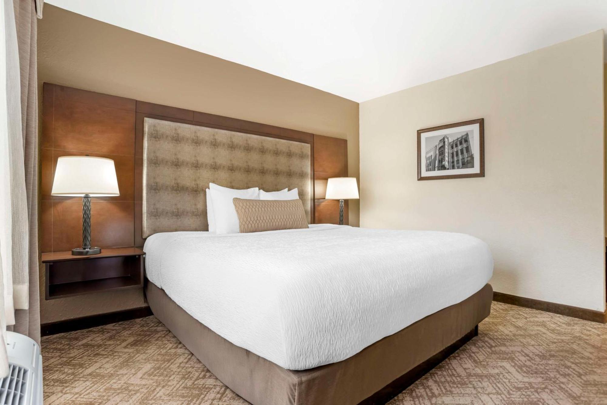 Best Western Gardendale Εξωτερικό φωτογραφία